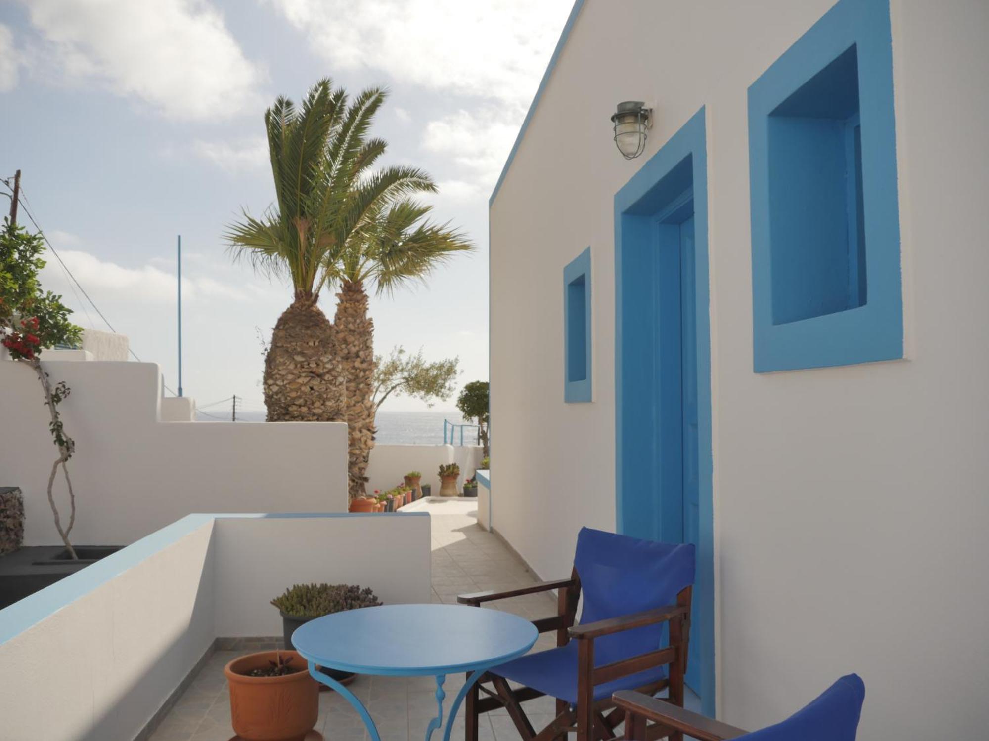 Ancient Thera Apartments Kamári Exterior foto